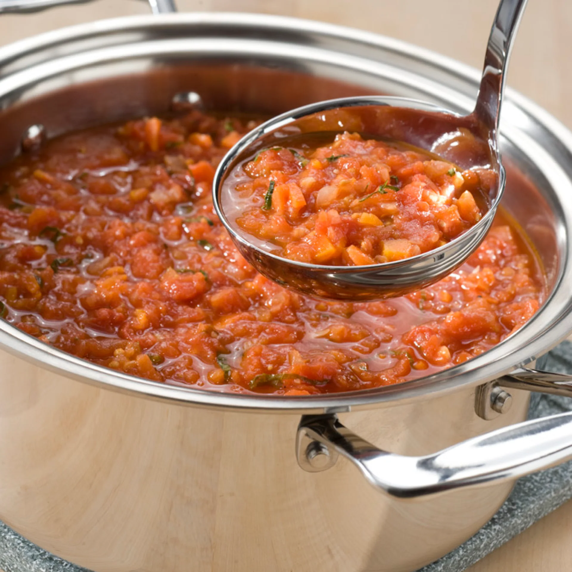 4 Quart Stockpot - Image 5