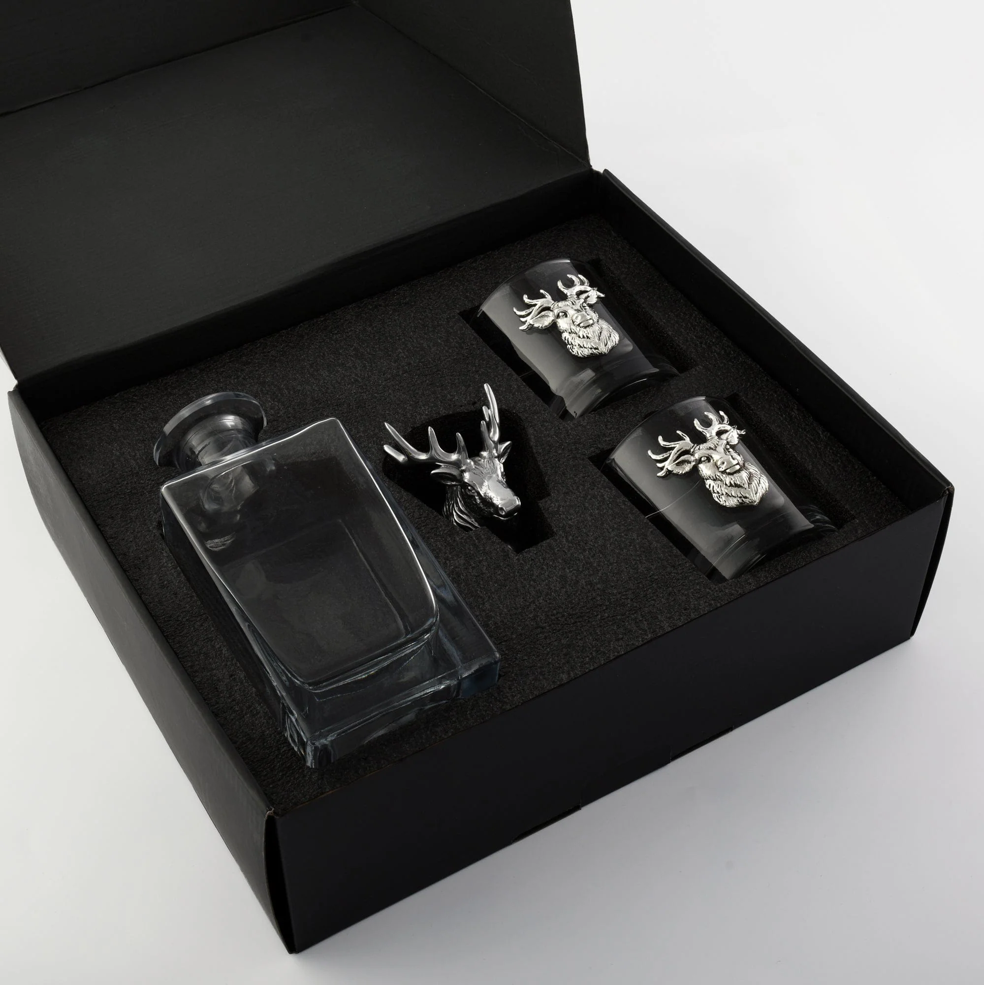 Elk / Deer Bust Decanter Set with Glasses - Image 4